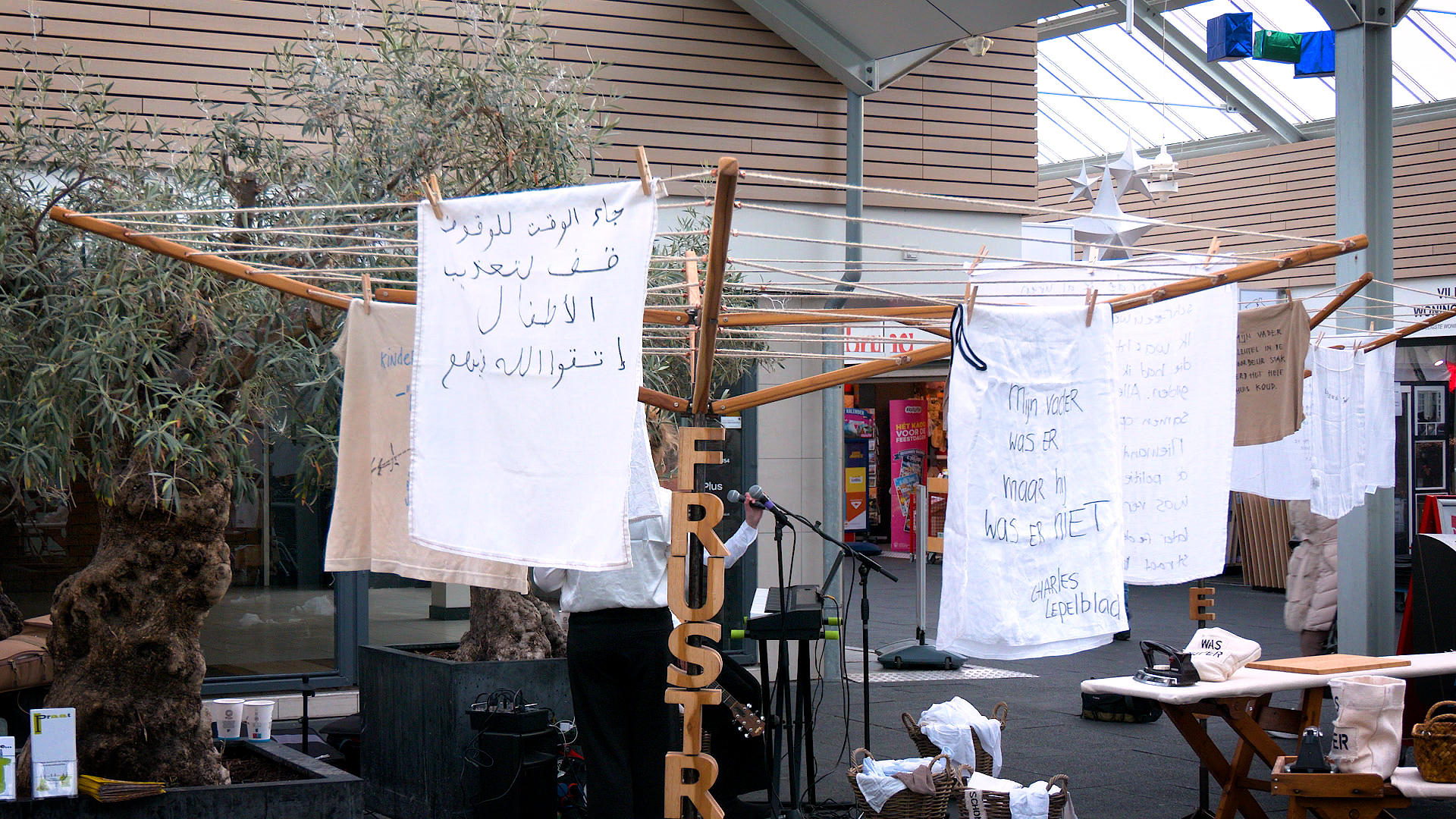Aftrap ‘Nederland hangt de vuile was buiten’ in Den Helder